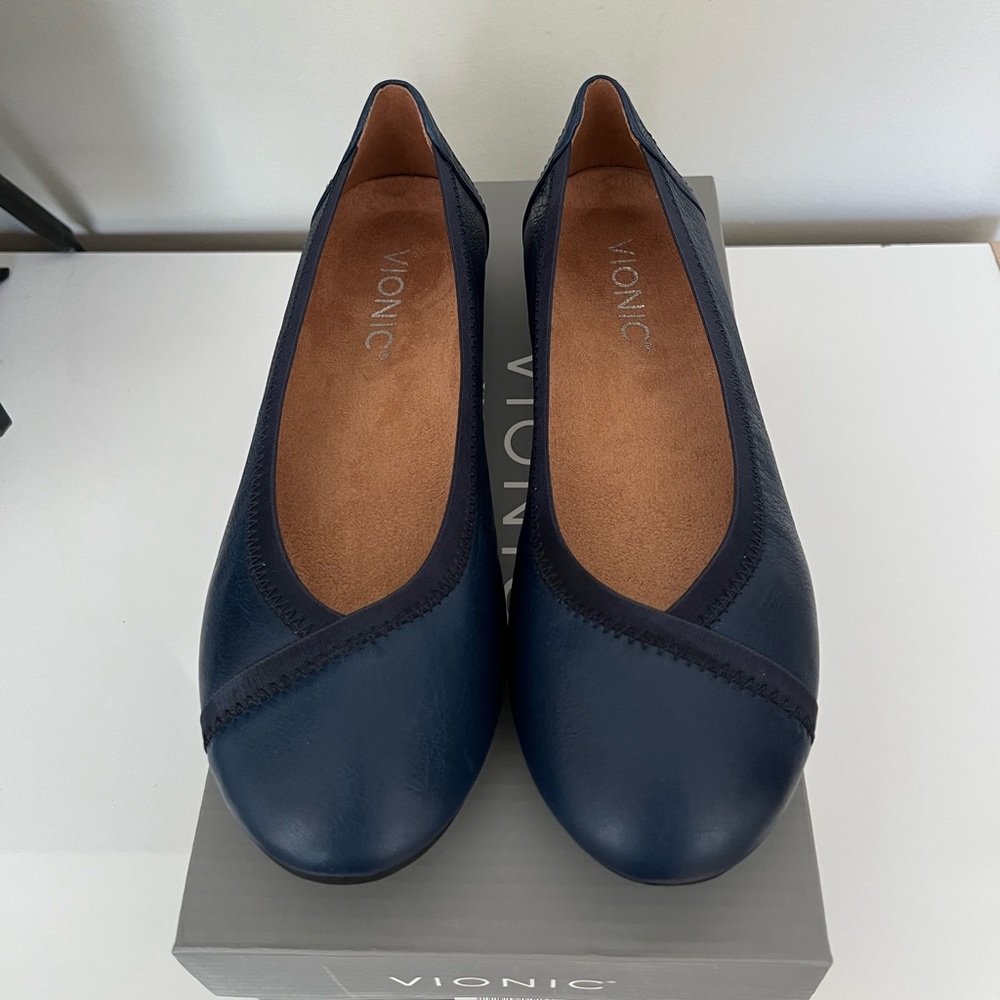 Vionic Spark Caroll Navy Leather Ballet Flats Shoes Womens Size 5 NIB